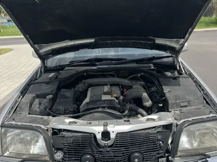Mercedes-Benz S 320 1997 года за 8 000 000 тг. в Шымкент – фото 30