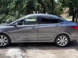 Hyundai Solaris 2011 года за 3 200 000 тг. в Алматы – фото 3