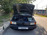 Volkswagen Passat 1988 года за 1 000 000 тг. в Алматы