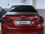 Toyota Camry 2021 годаfor17 500 000 тг. в Астана – фото 2