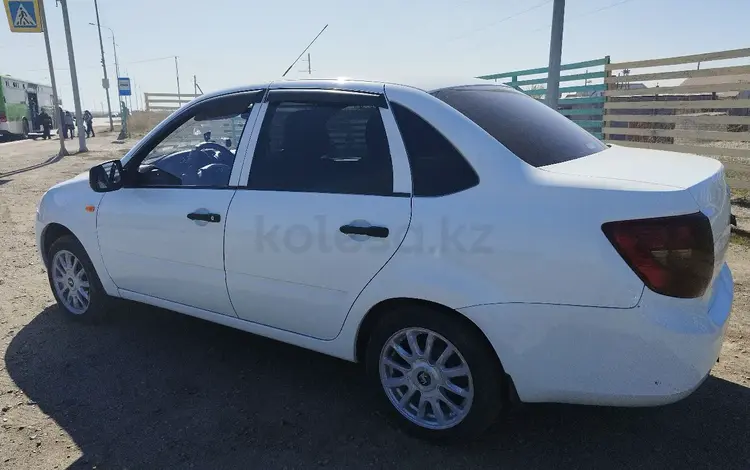ВАЗ (Lada) Granta 2190 2013 годаүшін2 650 000 тг. в Семей
