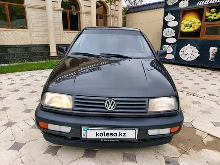 Volkswagen Vento 1993 года за 980 000 тг. в Шымкент – фото 17