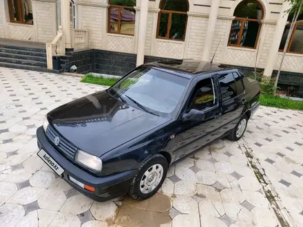 Volkswagen Vento 1993 года за 980 000 тг. в Шымкент – фото 8