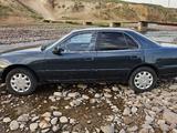 Toyota Camry 1996 годаүшін2 550 000 тг. в Шымкент – фото 4