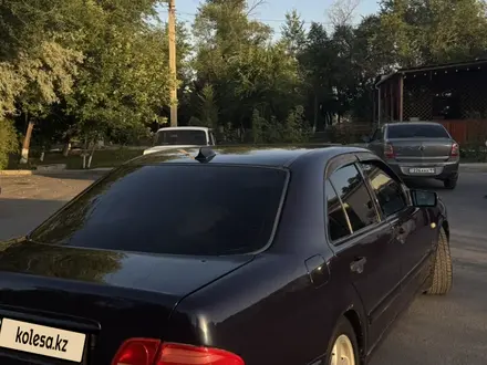 Mercedes-Benz E 280 1997 года за 2 250 000 тг. в Кызылорда – фото 3