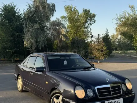 Mercedes-Benz E 280 1997 года за 2 250 000 тг. в Кызылорда – фото 2