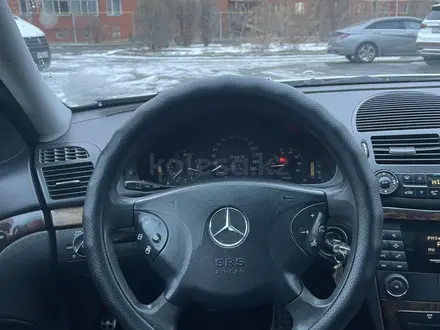 Mercedes-Benz E 240 2003 года за 4 800 000 тг. в Алматы – фото 9