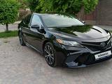 Toyota Camry 2019 годаүшін9 800 000 тг. в Тараз – фото 2