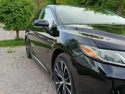 Toyota Camry 2019 года за 9 800 000 тг. в Тараз – фото 10