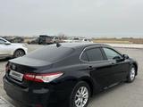 Toyota Camry 2018 годаүшін10 800 000 тг. в Актау – фото 3
