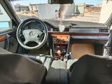 Mercedes-Benz E 200 1993 годаүшін2 200 000 тг. в Балхаш – фото 5