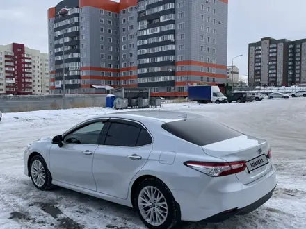 Toyota Camry 2020 года за 15 800 000 тг. в Усть-Каменогорск – фото 7