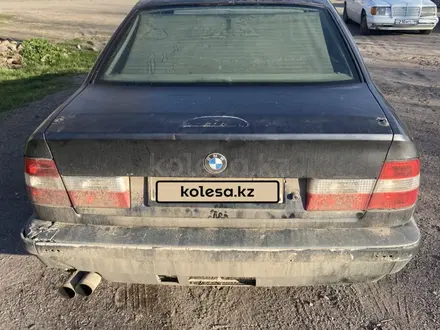 BMW 520 1990 года за 1 000 000 тг. в Сарыозек – фото 2