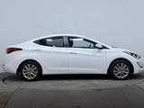 Hyundai Elantra 2016 годаүшін5 790 000 тг. в Астана – фото 4