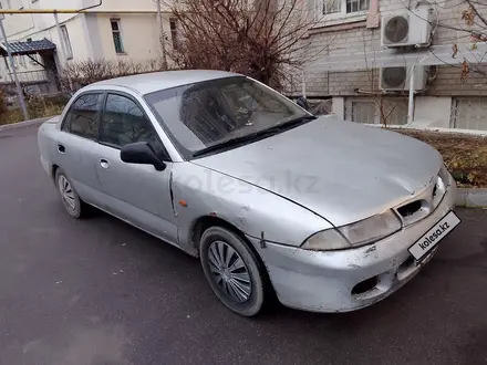 Mitsubishi Carisma 1996 года за 800 000 тг. в Алматы – фото 4