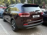 Kia Sorento 2015 года за 9 500 000 тг. в Алматы – фото 4