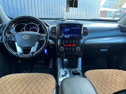 Kia Sorento 2011 года за 7 500 000 тг. в Актобе – фото 4