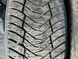 Комплект шин с шипами Yokohama 235/50/18 за 110 000 тг. в Алматы – фото 3