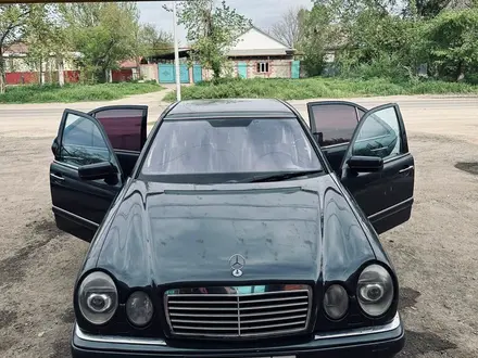 Mercedes-Benz E 280 1997 года за 2 800 000 тг. в Алматы – фото 4