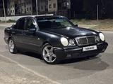 Mercedes-Benz E 320 1996 года за 2 300 000 тг. в Талдыкорган