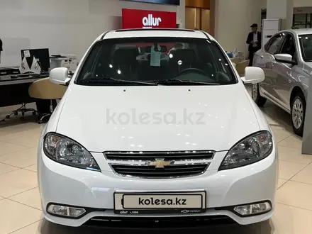 Chevrolet Lacetti CDX 2024 года за 8 090 000 тг. в Алматы – фото 2