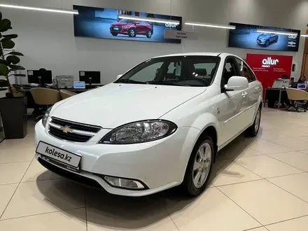 Chevrolet Lacetti CDX 2024 года за 8 090 000 тг. в Алматы – фото 4