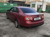 Volkswagen Jetta 2007 года за 2 800 000 тг. в Темиртау – фото 3