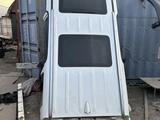 Крыша на Kia Carnival Бу 2014-2020 за 7 549 тг. в Шымкент