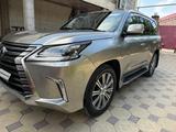 Lexus LX 570 2016 годаfor37 000 000 тг. в Астана – фото 3