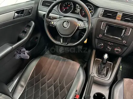 Volkswagen Jetta 2017 года за 7 790 000 тг. в Шымкент – фото 8