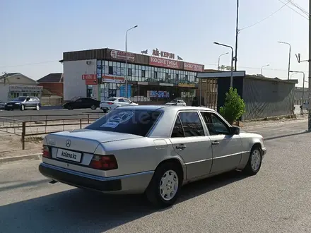 Mercedes-Benz E 230 1992 года за 1 700 000 тг. в Актау – фото 8