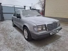 Mercedes-Benz E-Class, 1993
