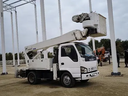 Isuzu  77 2012 года за 16 200 000 тг. в Алматы