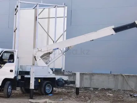 Isuzu  77 2012 года за 16 200 000 тг. в Алматы – фото 2