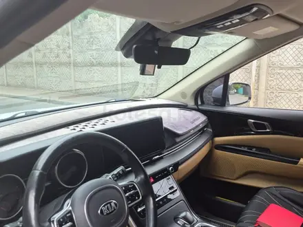 Kia Carnival 2021 года за 16 500 000 тг. в Алматы