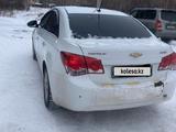 Chevrolet Cruze 2014 годаfor3 700 000 тг. в Темиртау – фото 2