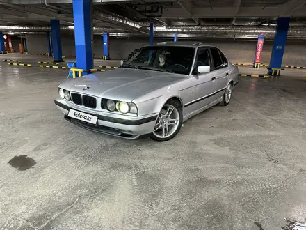 BMW 525 1992 года за 2 900 000 тг. в Усть-Каменогорск – фото 4