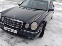 Mercedes-Benz E 230 1996 годаfor3 000 000 тг. в Астана