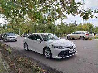 Toyota Camry, 2018