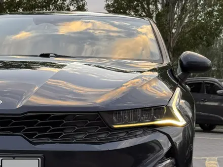 Kia K5 2021 года за 10 900 000 тг. в Астана – фото 11