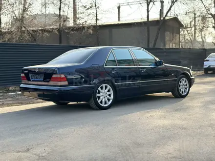 Mercedes-Benz S 320 1997 года за 5 200 000 тг. в Алматы – фото 3