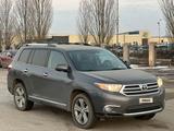 Toyota Highlander 2013 года за 10 999 999 тг. в Актобе – фото 4