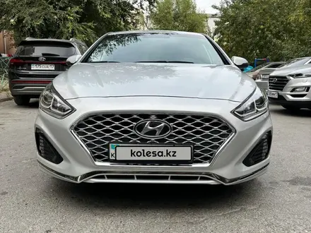 Hyundai Sonata 2019 года за 9 800 000 тг. в Шымкент – фото 3