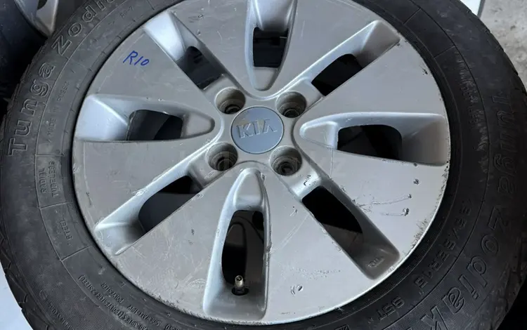 Kia Rio комплект колес за 1 000 тг. в Алматы