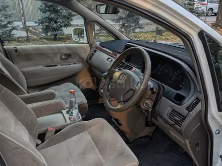 Honda Odyssey 2002 года за 2 750 000 тг. в Алматы – фото 9