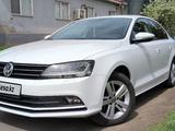 Volkswagen Jetta 2017 года за 7 800 000 тг. в Алматы – фото 2