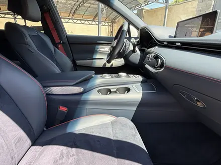 Genesis GV70 2024 года за 32 000 000 тг. в Алматы – фото 4