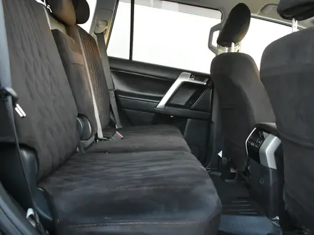 Toyota Land Cruiser Prado Prestige 2021 года за 23 100 000 тг. в Атырау – фото 15