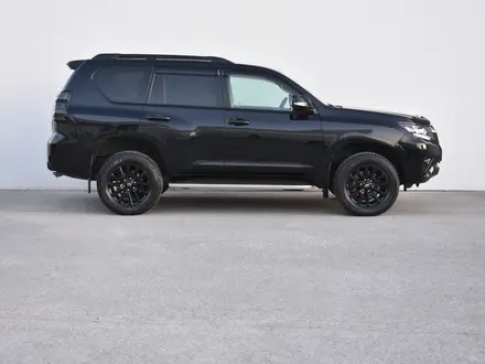 Toyota Land Cruiser Prado Prestige 2021 года за 23 100 000 тг. в Атырау – фото 4