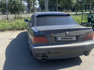 BMW 730